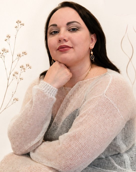 Олена Лавіде — психологиня